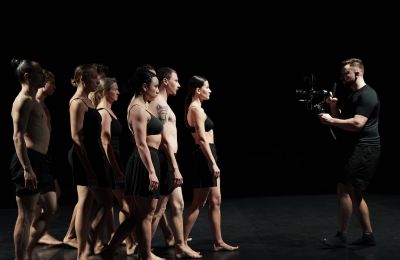 Artyści Teatru Rozbark wystąpili w teledysku gru